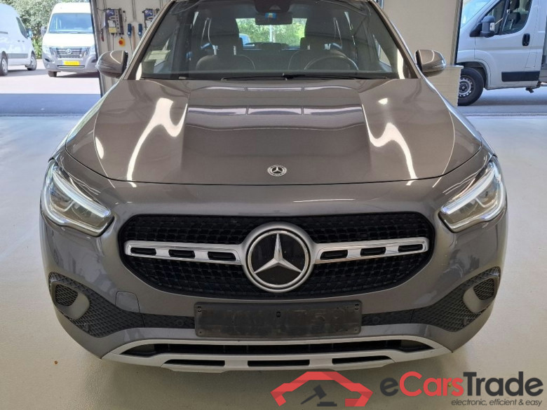 Mercedes GLA 200d Aut. LED Widescreen Navi 1/2 Sport-Leather KeylessGo Klima PDC ... #5