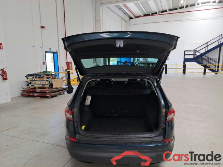 SKODA KODIAQ / 2016 / 5P / SUV 2.0 TDI EVO SCR EXECUTIVE DSG #5