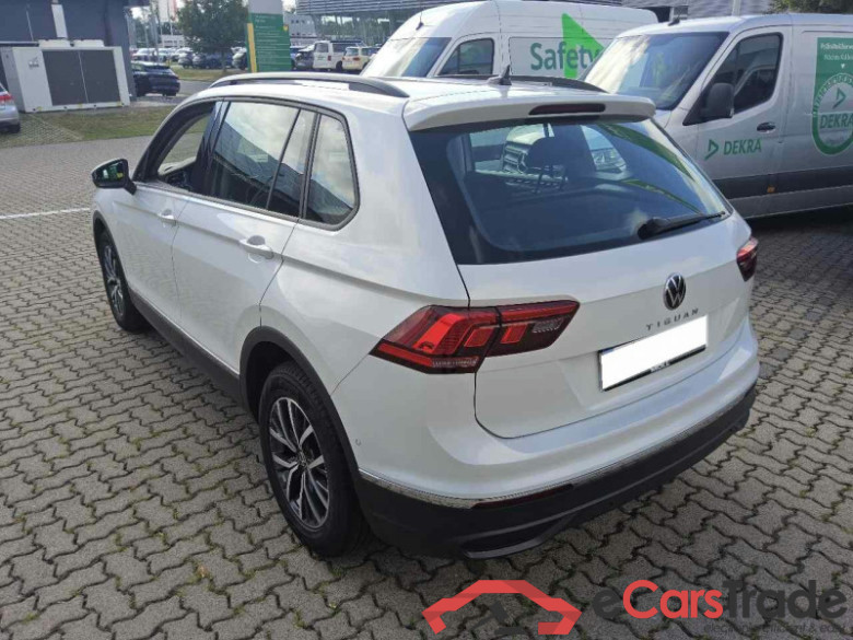 Volkswagen Tiguan (AX1)(07.2020->2024) DE - SUV5 1.5 TSI BMT/Start-Stopp EU6d, Life OPF, (Facelift) 2020 - 2023 #4