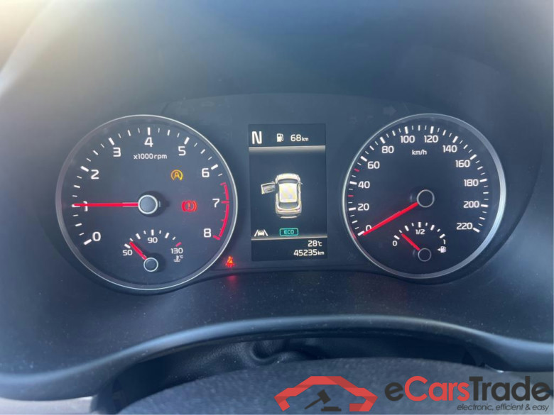 KIA Stonic / 2017 / 5P / todoterreno 1.0 T-GDi 88kW (120CV) MHEV iMT Drive #5