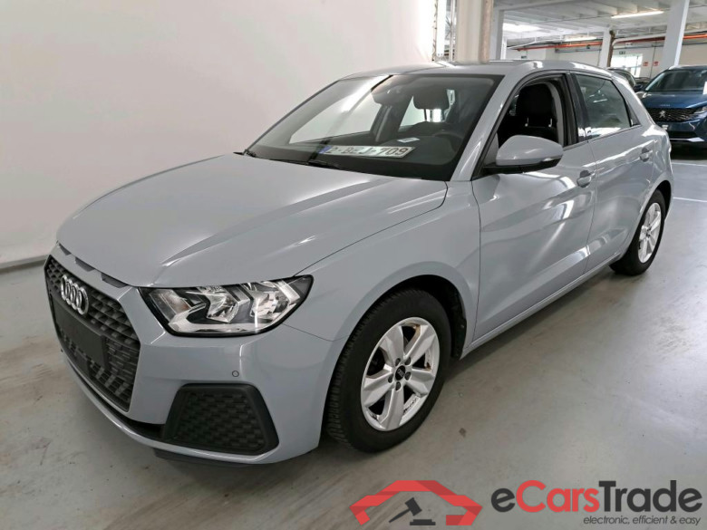 AUDI A1 1.0 25 TFSI ATTRACTION