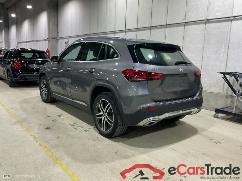 MERCEDES-BENZ GLA - Klasse 1.3 GLA 250 E #3