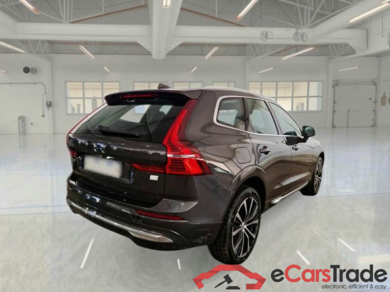 VOLVO XC60 / 2021 / 5P / SUV T6 PLUG-IN AWD AUTO CORE #2