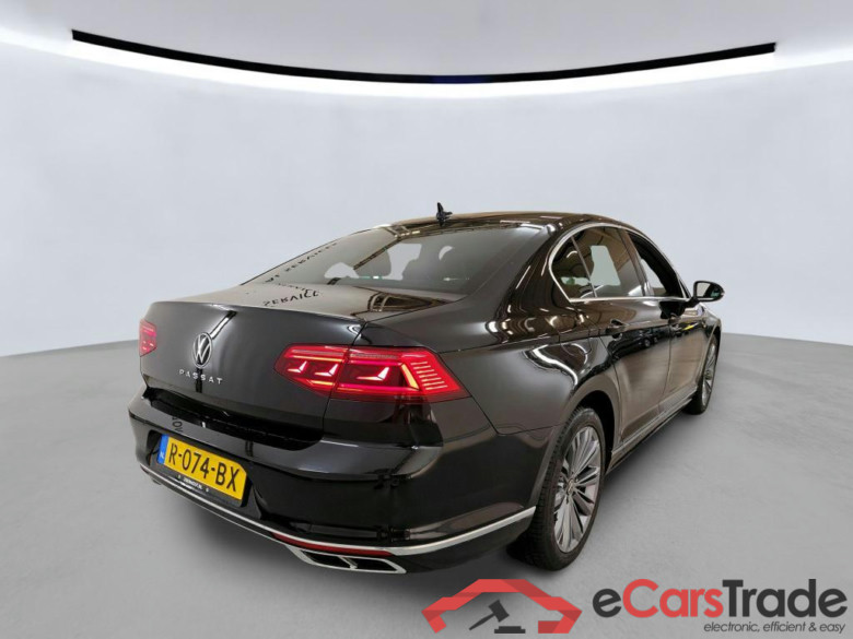 VOLKSWAGEN PASSAT 110 kW #6
