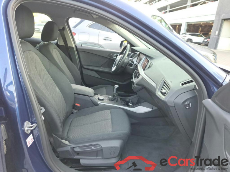 BMW - BMW 1 HATCH 116d 116PK Business Edition Advantage Pack Business & PDC Front & Rear #3