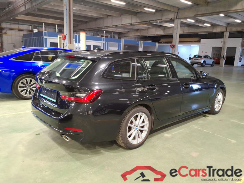 BMW 3 SERIES TOURING 2.0 318D (100KW) TOURING #4