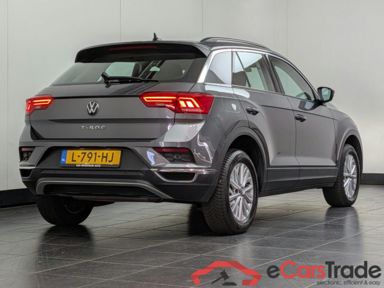 VOLKSWAGEN T-Roc 1.5 TSI Style #3