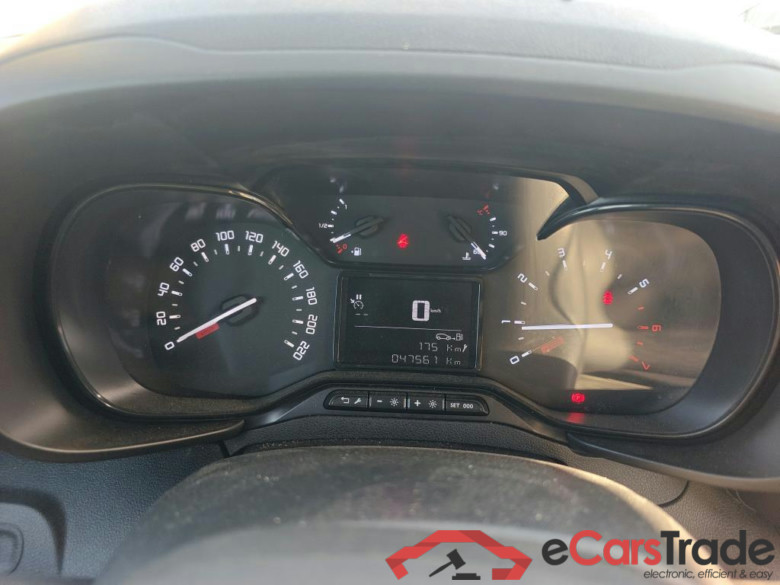 CITROEN Berlingo / 2018 / 4P / furgón derivado de turismo Talla M BlueHDi 100 CLUB #4