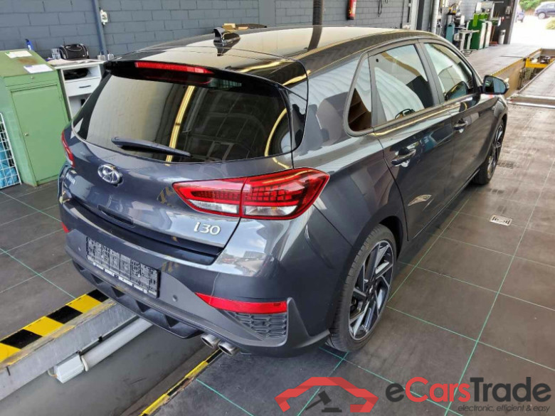 Hyundai i30 (PD)(01.2017->) DE - LimS5 1.5 T-GDI Mild-Hybrid EU6d, N Line (OPF), (Facelift) 2021 - 2024 #3