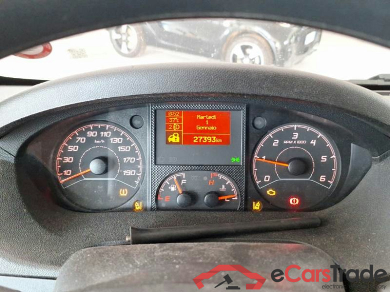 CITROEN JUMPER / 2014 / 4P / FURGONE 30 L1H1 BLUEHDI 120CV #4