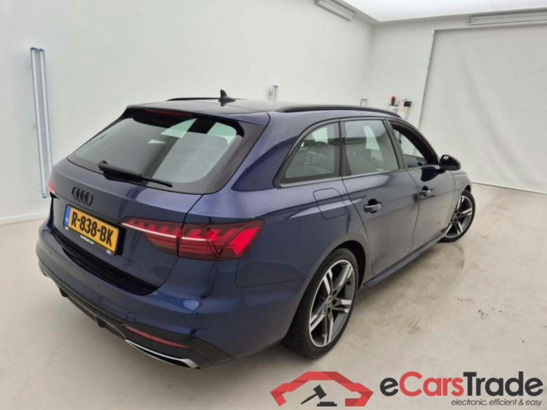 AUDI A4 Avant 35 TFSI S edition #2