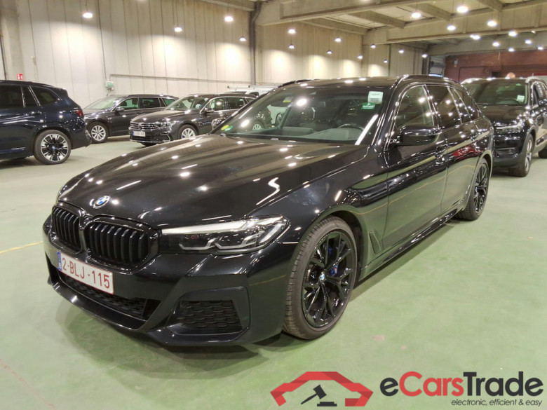 BMW 5 SERIES TOURING 2.0 520D 120KW TOURING AUTO #1