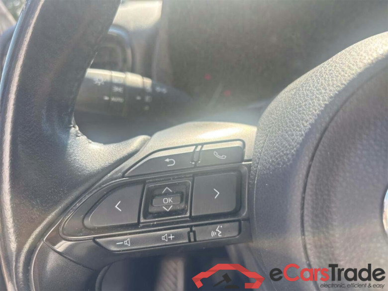 TOYOTA Yaris Cross 1.5 VVT-I Dynamic #5