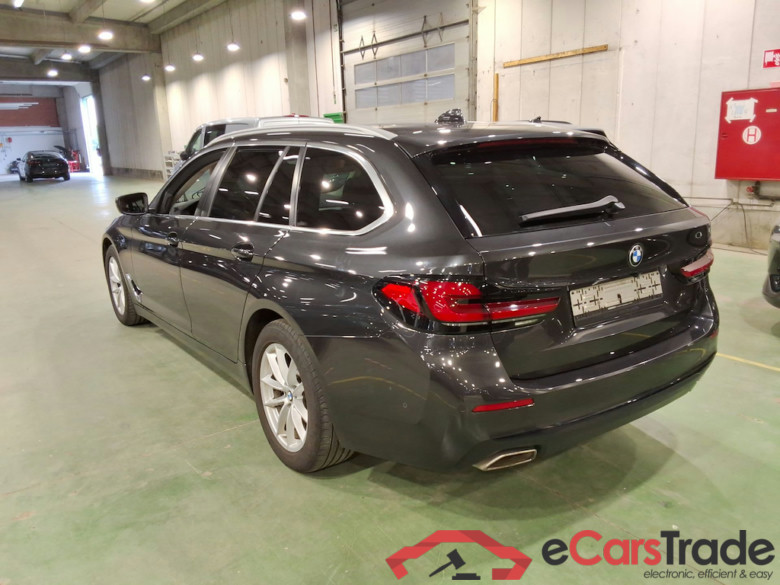 BMW 5 TOURING - 2020 520iA MHEV #2
