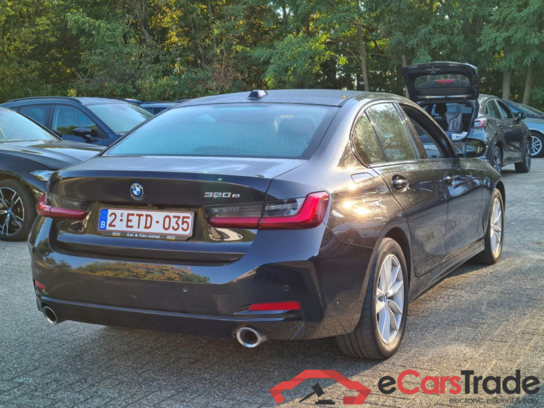 BMW 320e Plug-In Hybrid Aut. LED LC-Pro Navi-Pro KeylessGo Camera Klima PDC ... #3