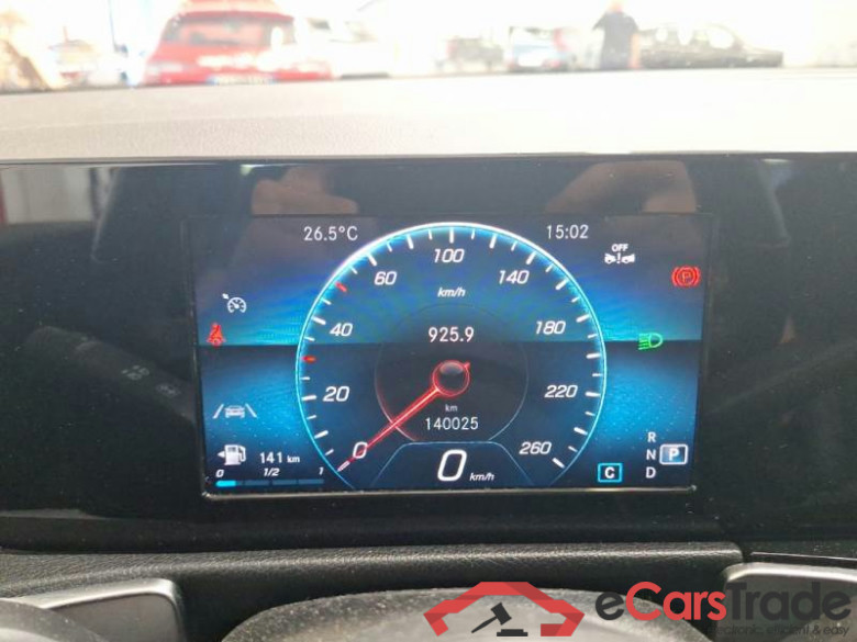 MERCEDES-BENZ GLB / 2019 / 5P / SUV GLB 180 D AUTOMATIC BUSINESS #4
