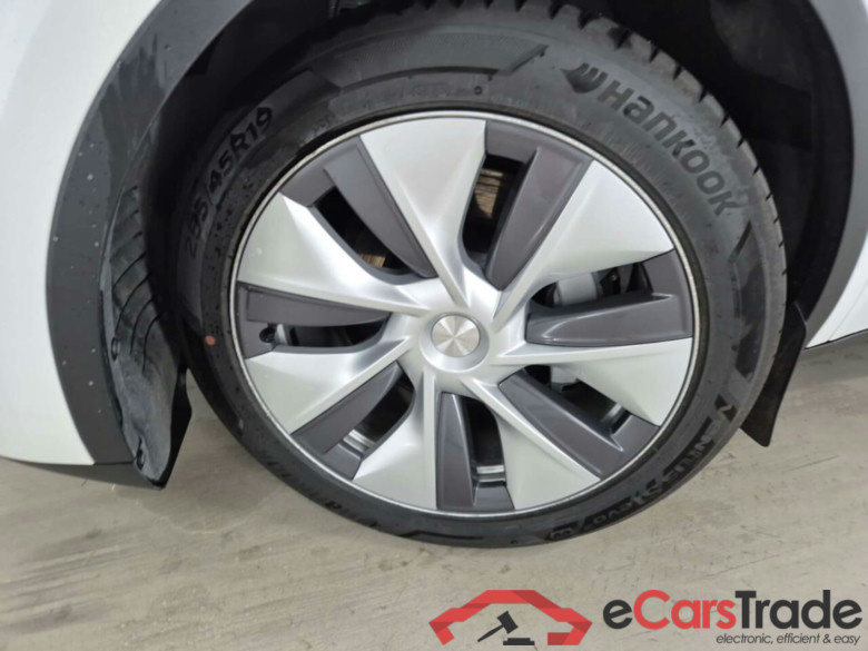 TESLA MODEL Y 75KWH LONG RANGE AWD AUTOPILOT #6