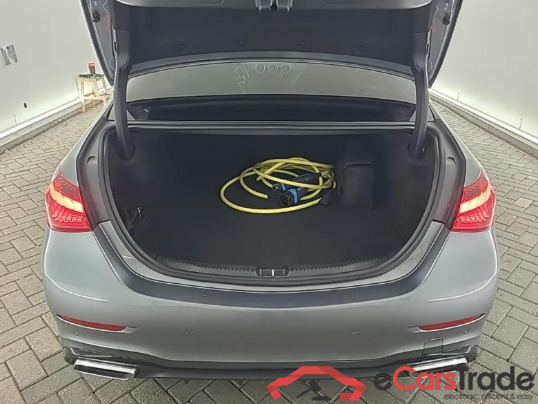 MERCEDES-BENZ C-Klasse Limousine C 300 e AMG Line Limited 4D 230kW #5