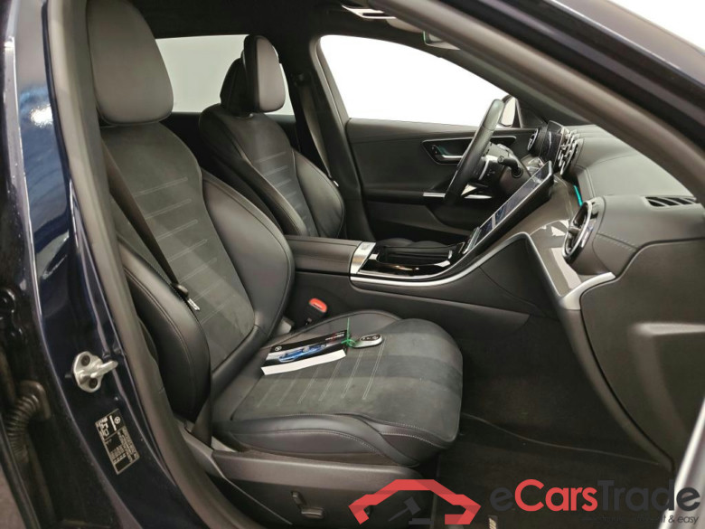 Mercedes-Benz C-Klasse Estate C 300 e AMG Line 5d #3