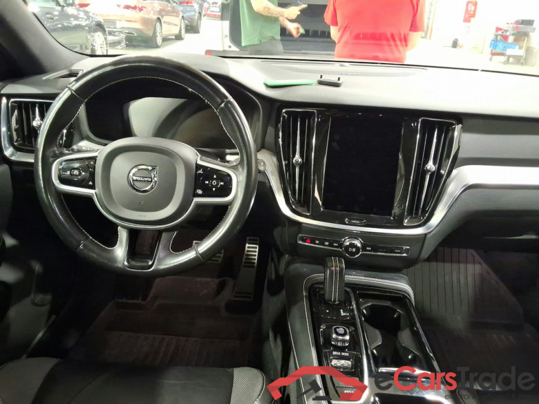 VOLVO V60 2.0 T6 RECHARGE AWD GEARTR R-DESIGN #6