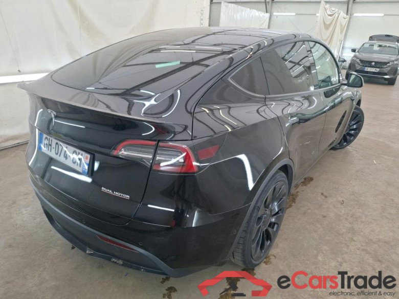 TESLA Model Y / 2020 / 5P / SUV Performance Dual Motor AWD #4