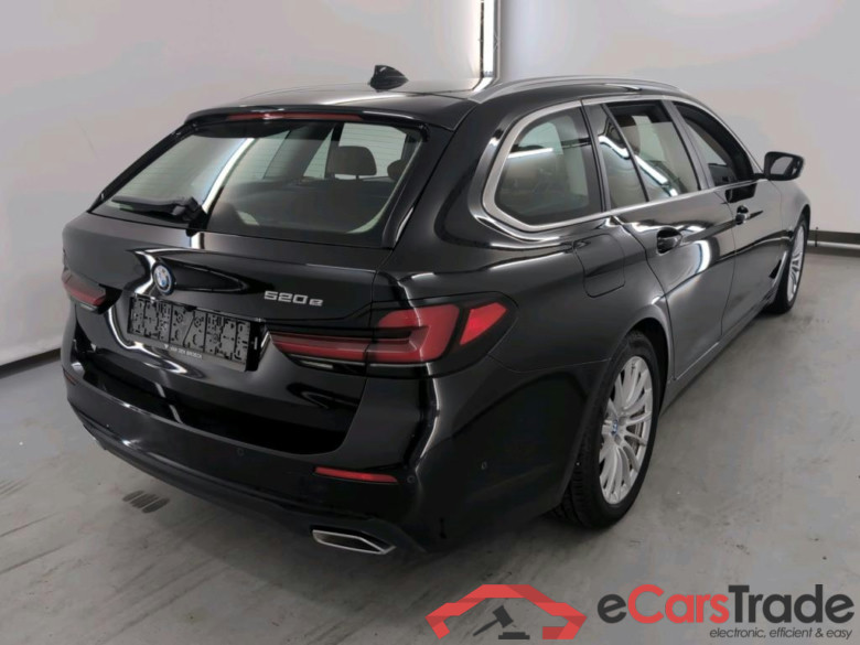 BMW 5 SERIES TOURING 2.0 520E TOURING AUTO #4