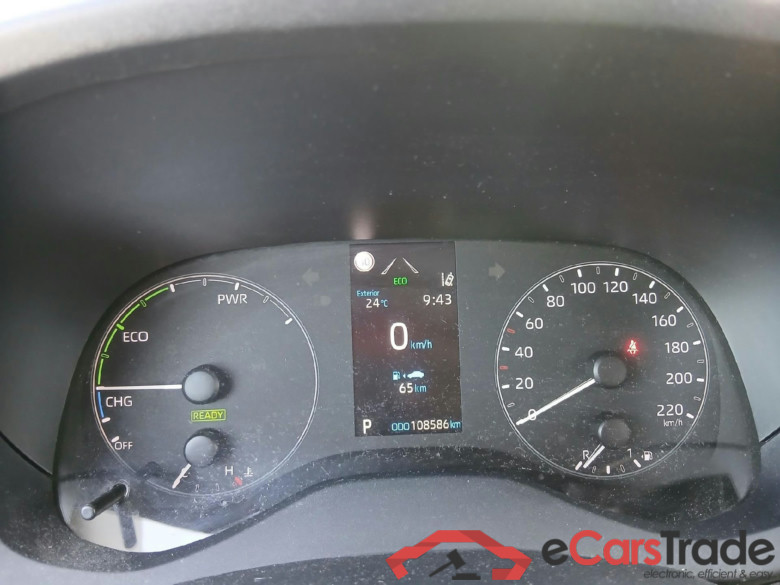 TOYOTA Yaris / 2020 / 5P / berlina con portón 1.5 120H Business Plus #4