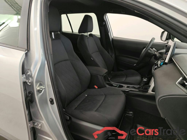 Toyota Corolla Cross 2.0 High Power Hybrid Active Automaat 5d #3