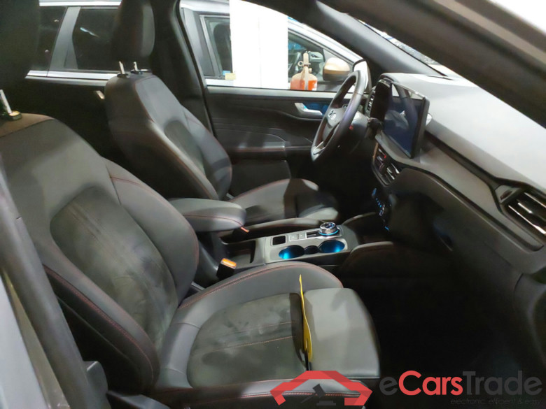 FORD Kuga 2.5 243CV AutomÃ¡tico   ST-LINE X (Winterpack) #3