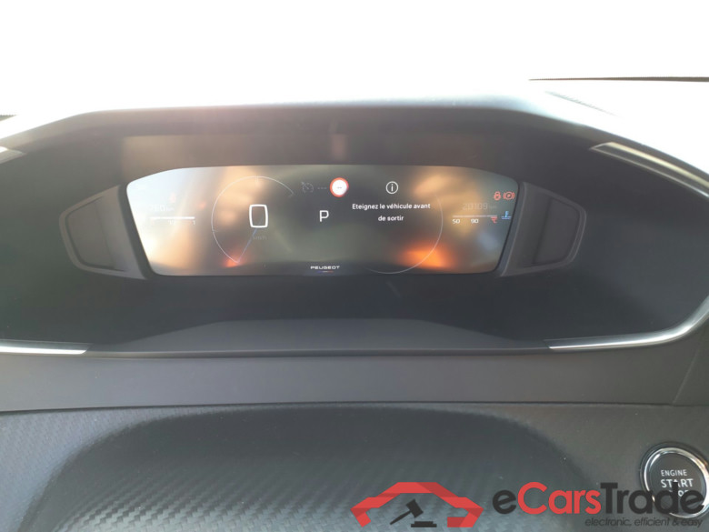 PEUGEOT 208  PEUGEOT 208  Allure Hybrid 110 ch e-DCS6 + pack access #6