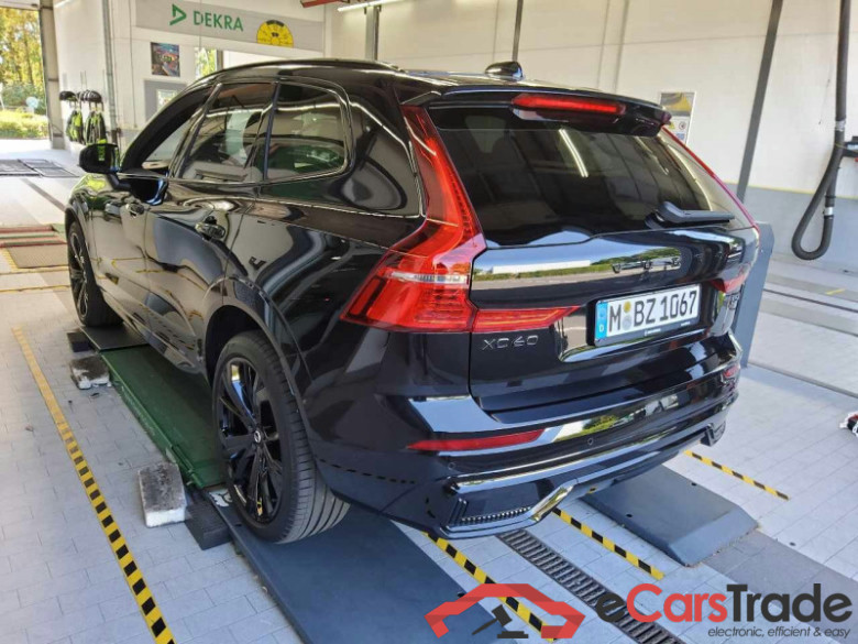 Volvo XC60 (03.2017->) DE - SUV5 B5 (Benzin) AWD EU6d, Plus Black Edition Mild-Hybrid, (Facelift) 2023 #4