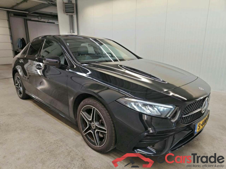 MERCEDES-BENZ A-klasse 250 e AMG Line #5