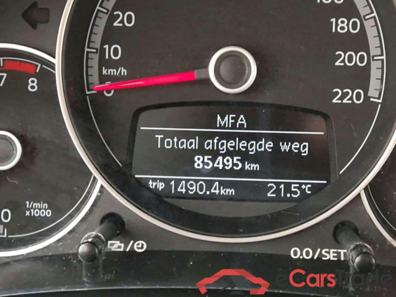 VOLKSWAGEN up! 1.0  #6