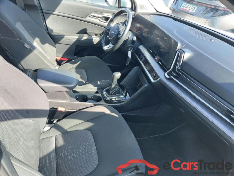 KIA Sportage / 2022 / 5P / todoterreno 1.6 T-GDi MHEV 110kW (150CV) Drive 4x2 #6