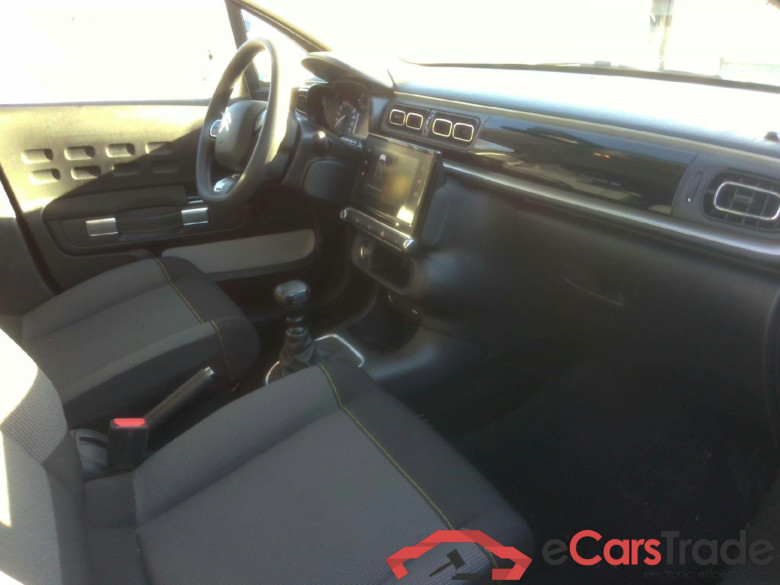 Citroen C3 Shine PureTech 110 S&S BVM6 #3