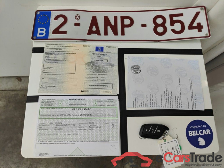 MG EHS 1.5T Luxury 5d #4
