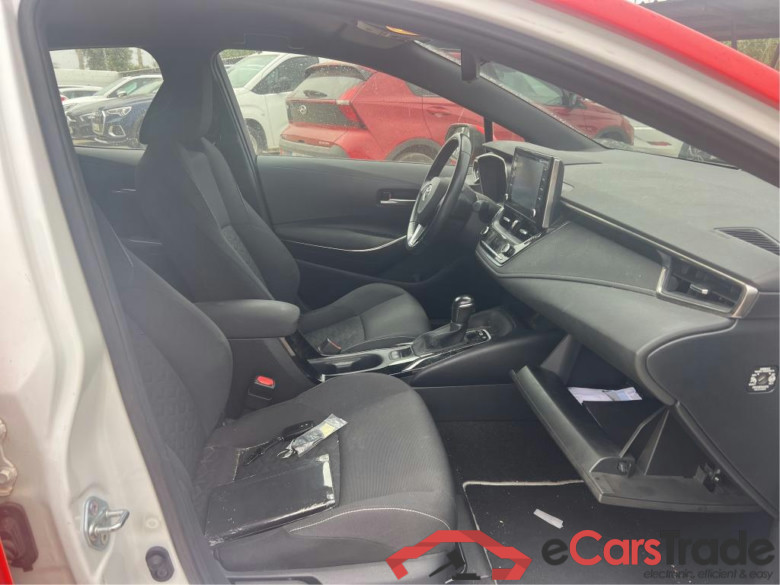 TOYOTA Corolla / 2019 / 5P / berlina con portón 1.8 125H ACTIVE TECH E-CVT #6