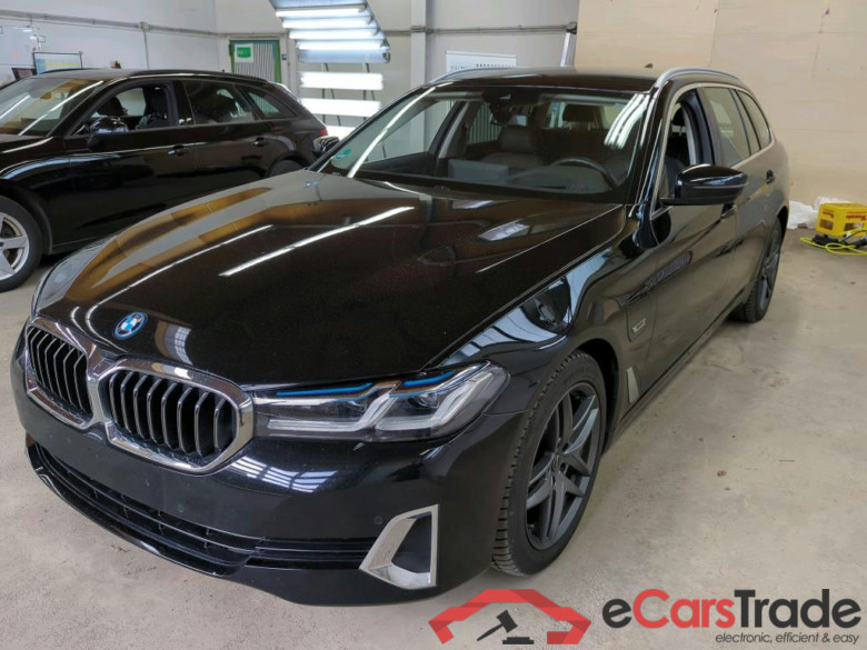 Baureihe 5 Touring 530 e xDrive Luxury Line 2.0 215KW AT8 E6d #1