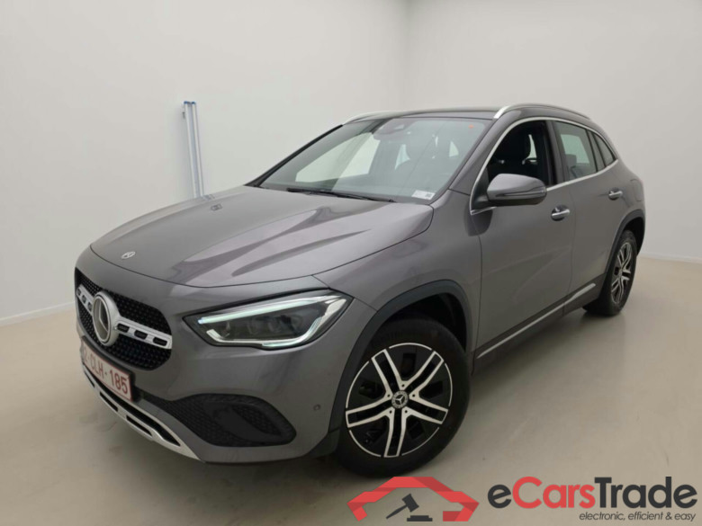 MERCEDES-BENZ GLA 1.3 250 E 8G-DCT LUXURY LINE #1