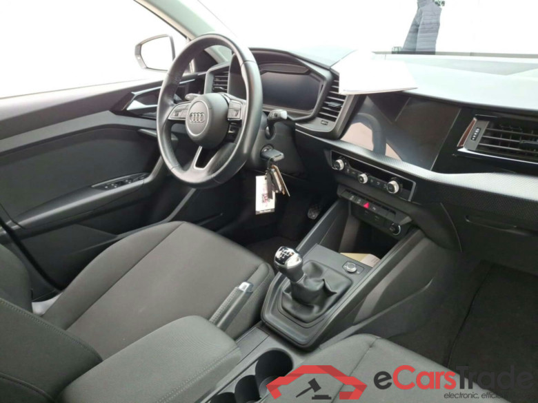 AUDI A1 SPORTBACK 1.0 25 TFSI ATTRACTION #3