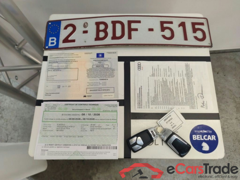 Audi Q5 Sport 55 TFSi e S tronic quattro 5d #4