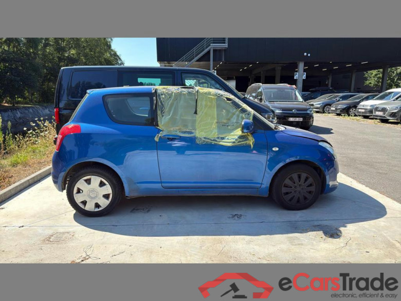 SUZUKI Swift 1.2i SHVS Grand Luxe 12V #3