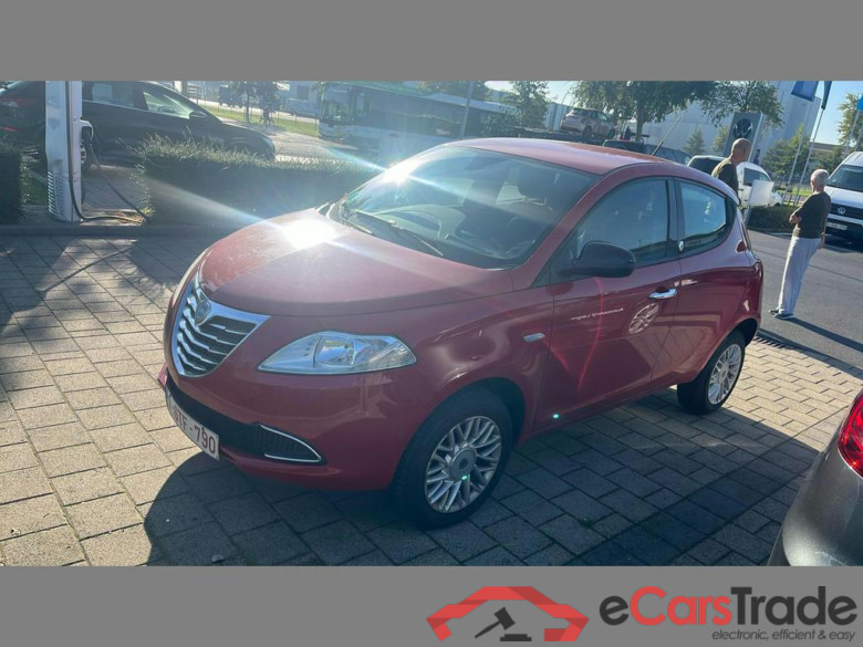 LANCIA Ypsilon 5P/D CNG 0.9 TwinAir EcoChic Gold #1