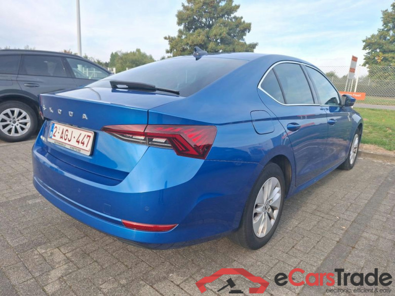 SKODA Octavia 2.0 CRTDI 85KW AMBITION #4