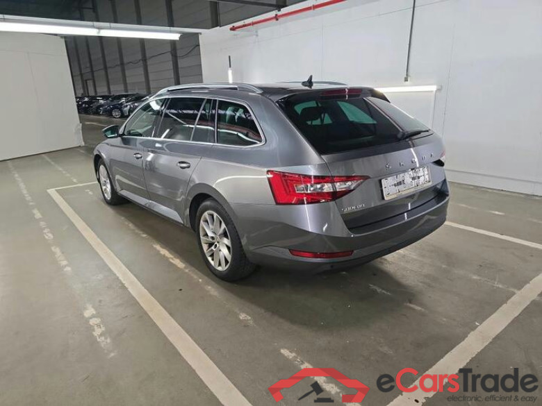 Skoda Superb Combi Superb Combi 2.0 CRTDI DSG7 Style 110kW/150pk  5D/P Auto-7 - CO2 onvolledig #3