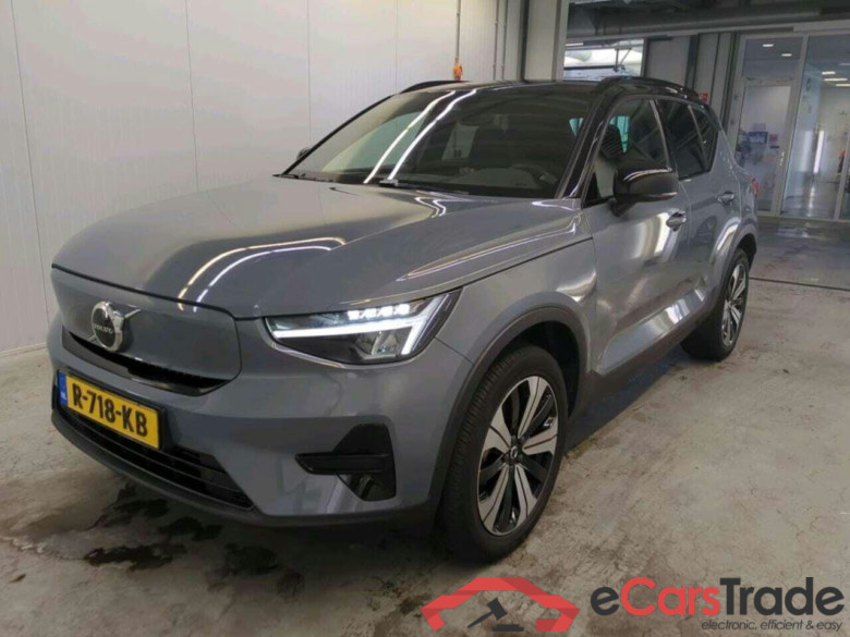 VOLVO XC40 Recharge Plus 70 kWh #1