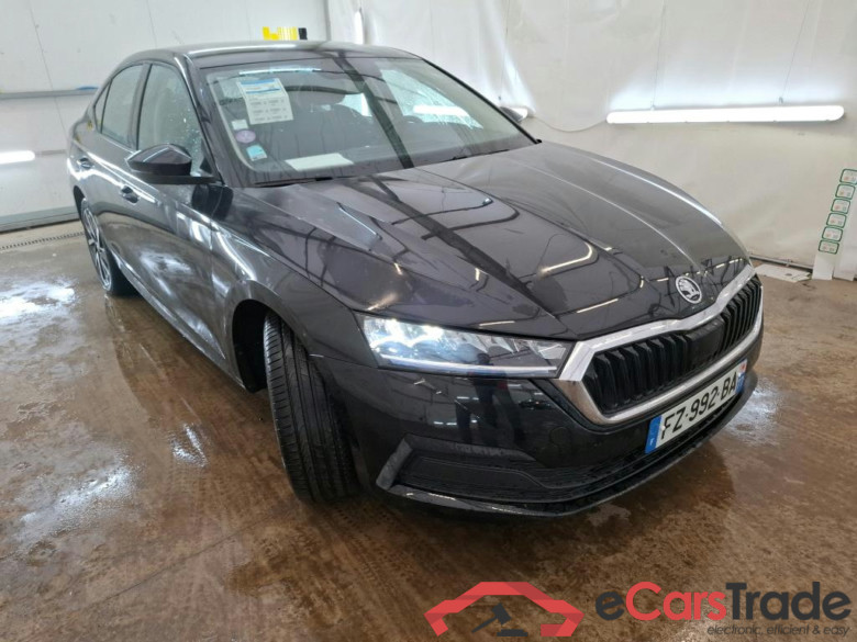 SKODA Octavia / 2020 / 5P / Berline 1.4 TSI PHEV iV 204 DSG6e Business #4