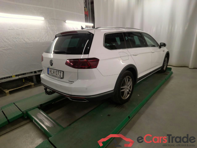 Pass. All TDI200 ExBuEd 4M Aut #3