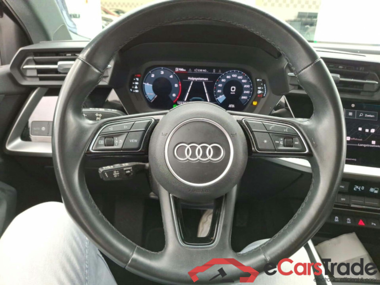 Audi A3 Limo 2.0 30 TDi LED Virtual ACC Navi KeylessGo Klima PDC ... #6