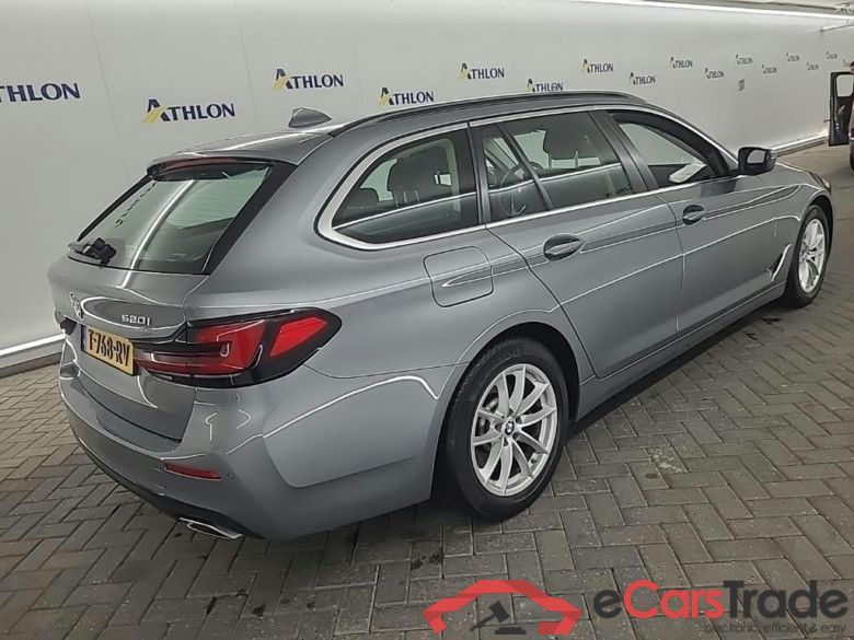 BMW 5-serie Touring 520iA Business Edition Plus 5D 135kW #3